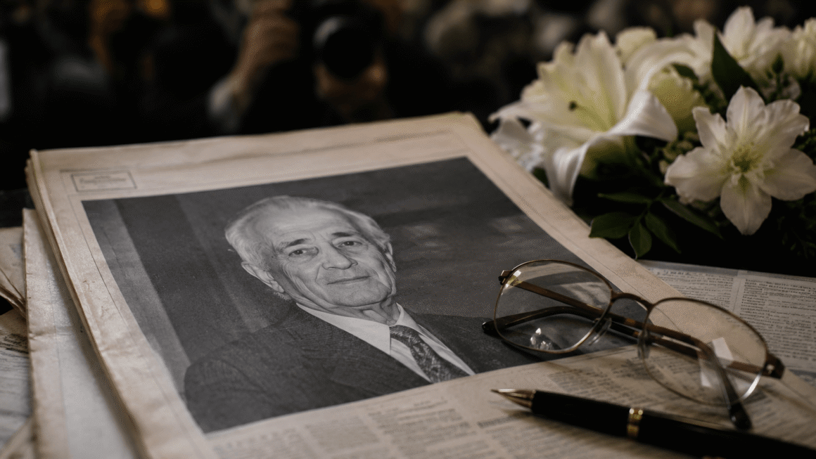 Notable Deaths Coverage: How Obituary Journalism Documents Public Life